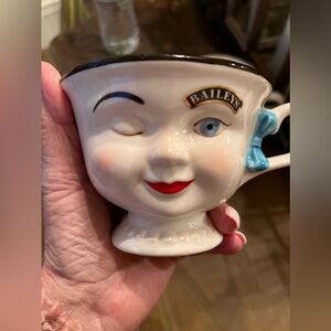 Set of 4 Adorable Bailey’s Cream Coffee Cups Brand New!